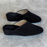Olive wedge slipper - black